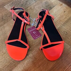 Merona‎ Red Sandals with Adjustable Straps and Sleek Design